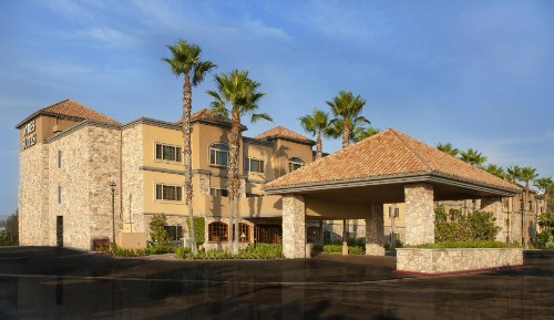 Ayres Suites Diamond Bar - image 22
