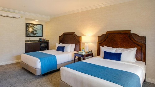 Ayres Suites Diamond Bar - image 24