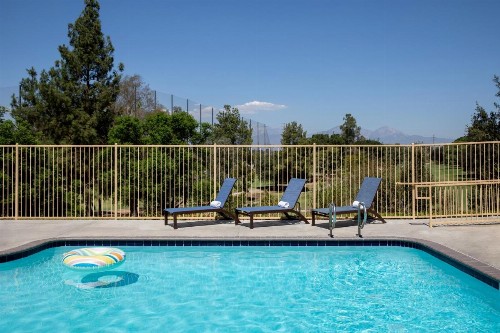 Ayres Suites Diamond Bar - image 9