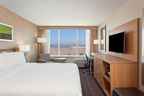 Holiday Inn Diamond Bar - Pomona an IHG Hotel - image 7