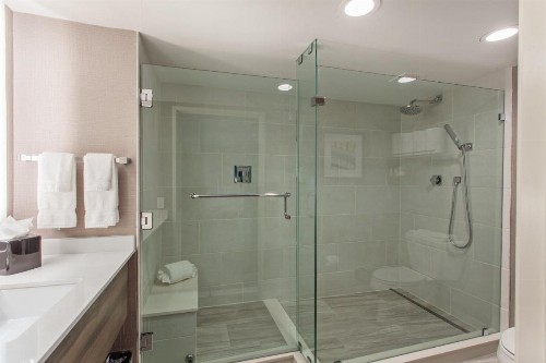 Holiday Inn Diamond Bar - Pomona an IHG Hotel - image 9