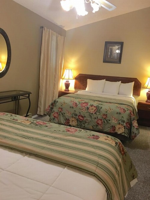 The Villas on Lake George - image 16
