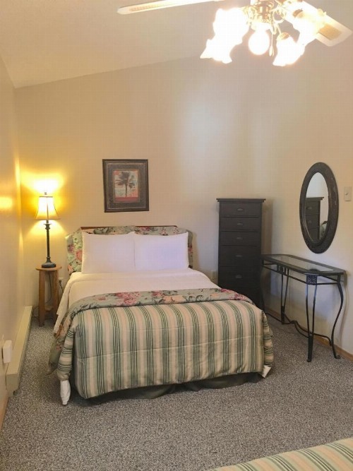 The Villas on Lake George - image 42