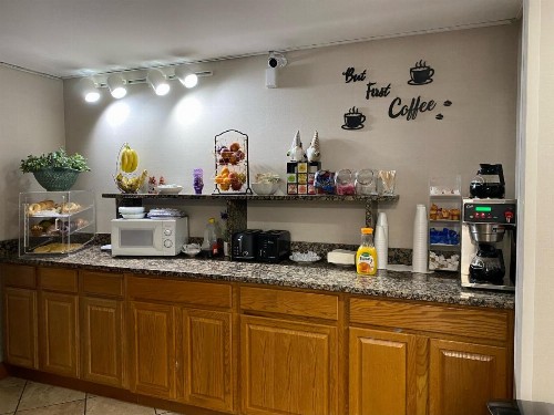 Dillon Inn - image 26