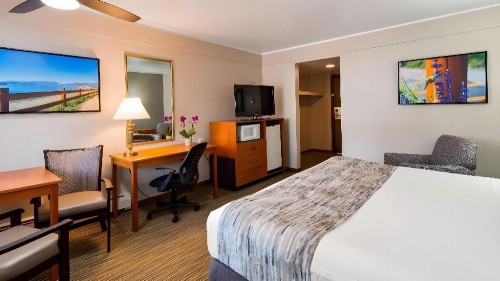 Best Western Ptarmigan Lodge - image 12