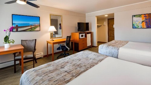 Best Western Ptarmigan Lodge - image 29
