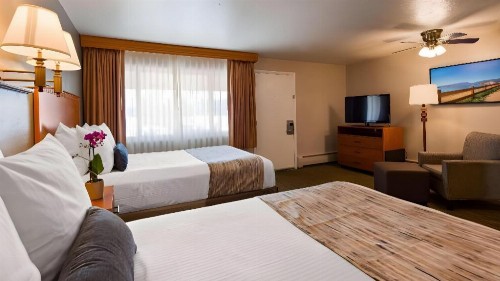 Best Western Ptarmigan Lodge - image 30