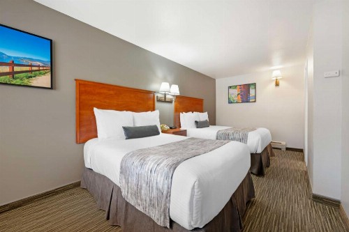 Best Western Ptarmigan Lodge - image 31