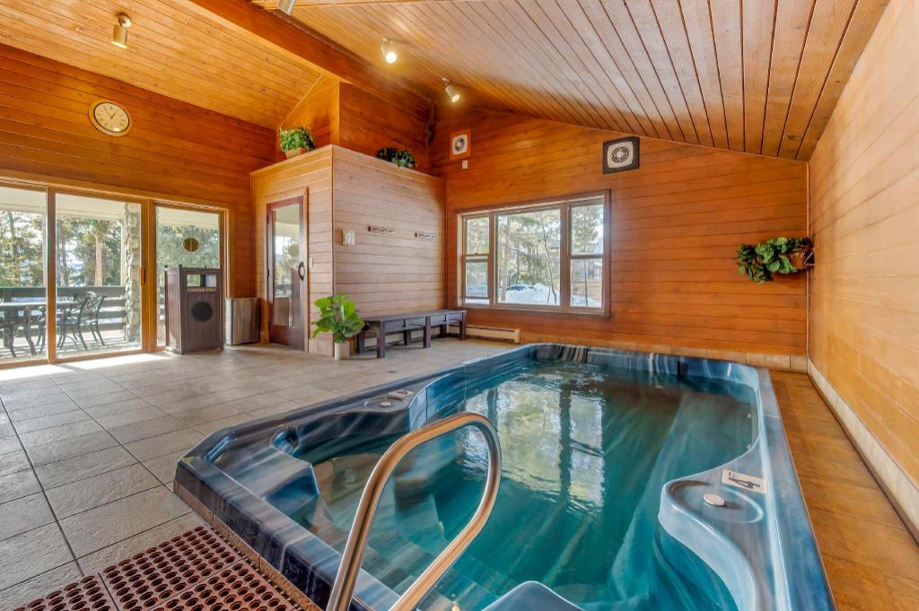 Best Western Ptarmigan Lodge - image 4