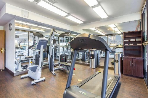 Comfort Suites Summit County - image 6