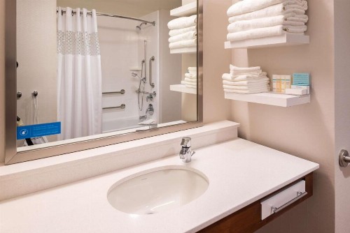 Hampton Inn & Suites Silverthorne - image 49