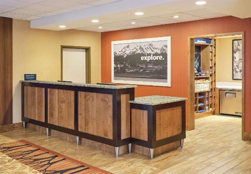 Hampton Inn & Suites Silverthorne - image 9