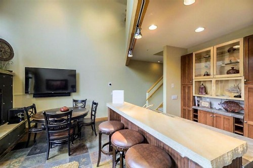 Dillon Ridge Retreat - image 9