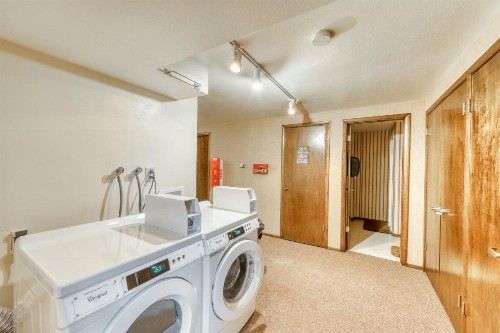 Chateau Claire Condo - image 3