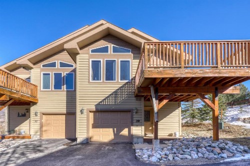 Running Bear Lodge - image 7