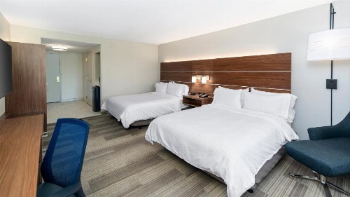 Holiday Inn Express Hotel & Suites Dinuba West an IHG Hotel - image 15