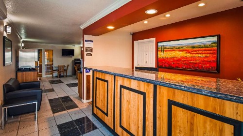 Best Western Americana - image 14