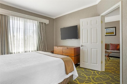 Best Western Plus Dixon Davis - image 35