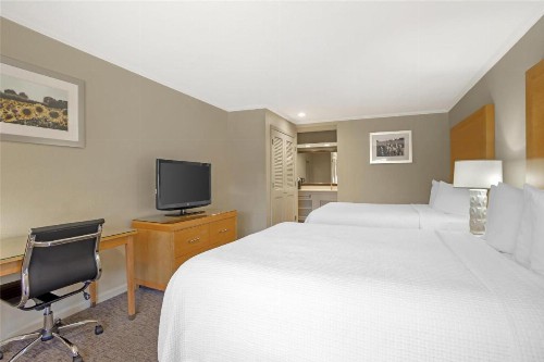 Best Western Plus Dixon Davis - image 46