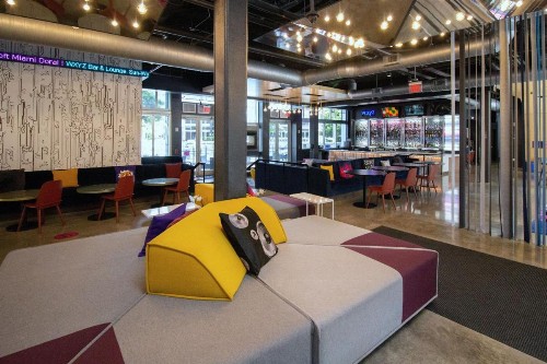 Aloft Miami Doral - image 10