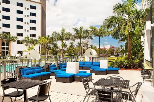 Aloft Miami Doral - image 12