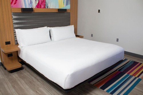 Aloft Miami Doral - image 17