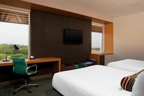 Aloft Miami Doral - image 32
