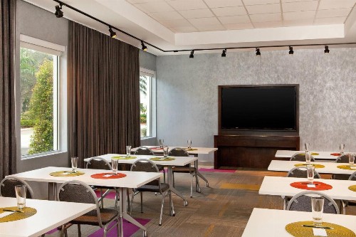 Aloft Miami Doral - image 43