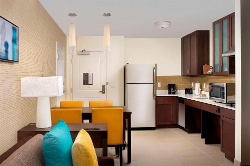 Residence Inn by Marriott Miami Airport West/Doral - image 10