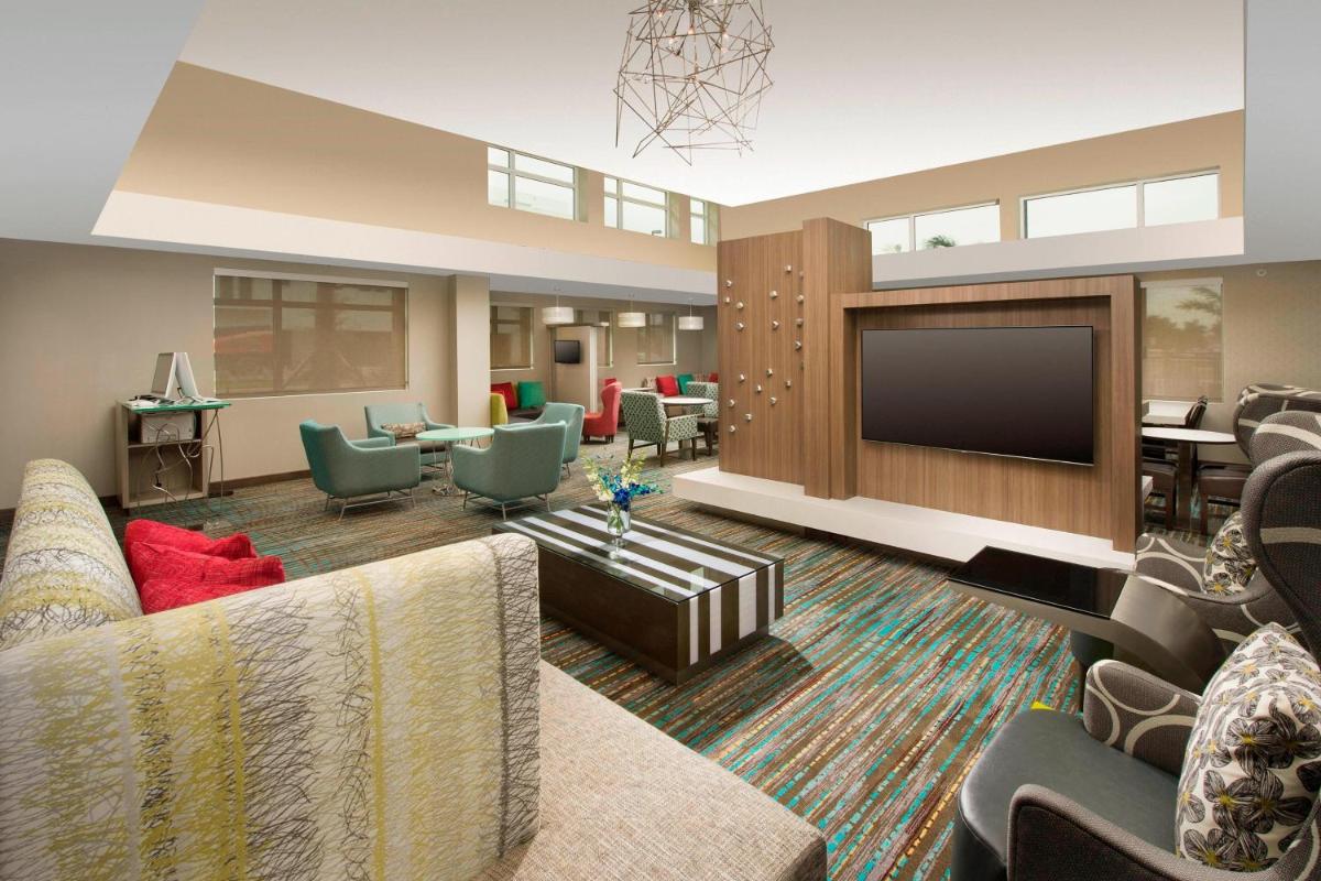 Residence Inn by Marriott Miami Airport West/Doral - image 3