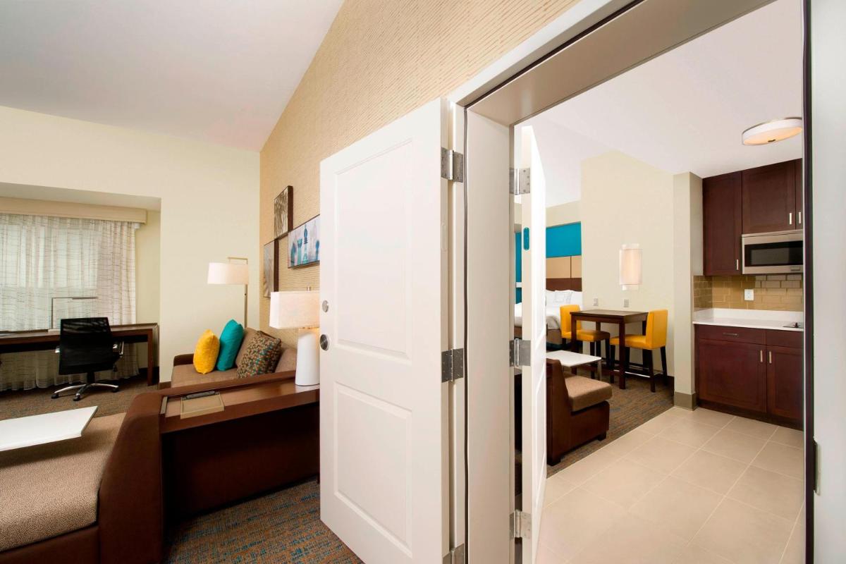 Residence Inn by Marriott Miami Airport West/Doral - image 7