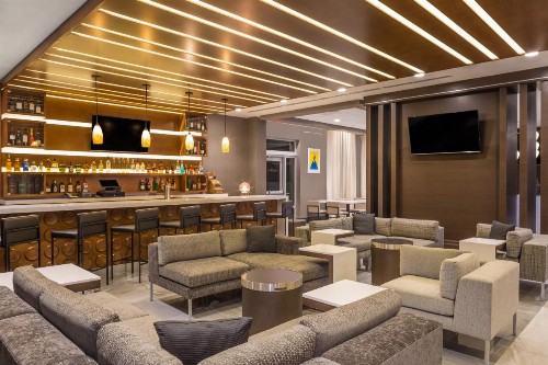 Wingate by Wyndham Miami Airport - image 10