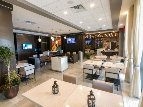 Wingate by Wyndham Miami Airport - image 12