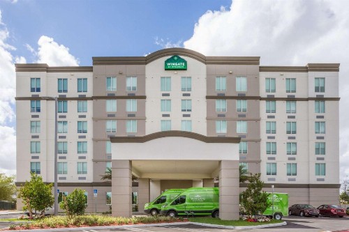 Wingate by Wyndham Miami Airport - image 27