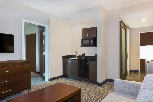 Wingate by Wyndham Miami Airport - image 32