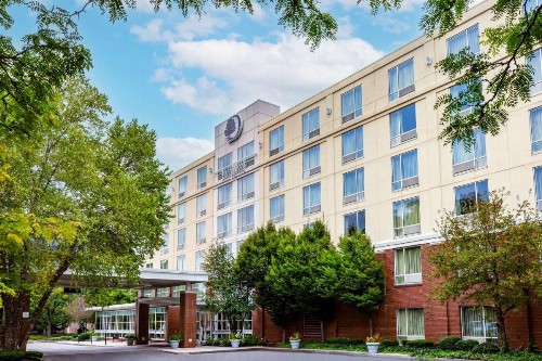 DoubleTree by Hilton Hotel Boston Bayside - image 13