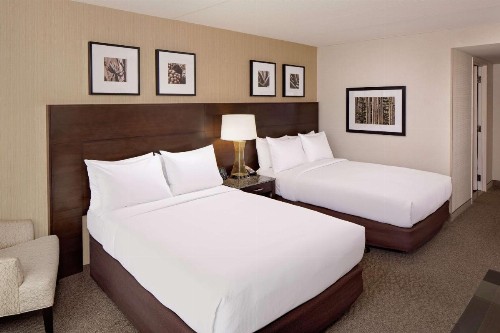 DoubleTree by Hilton Hotel Boston Bayside - image 18