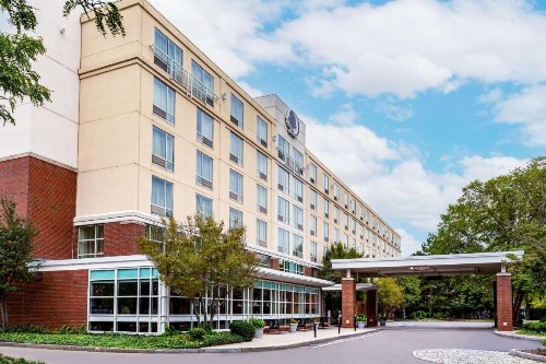 DoubleTree by Hilton Hotel Boston Bayside - image 22