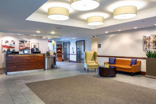 DoubleTree by Hilton Hotel Boston Bayside - image 23