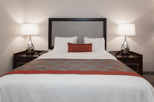 Ramada by Wyndham Boston - image 14