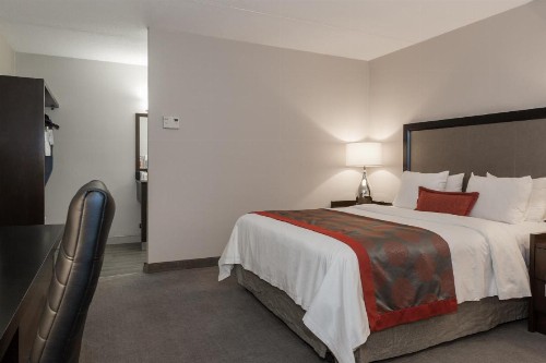 Ramada by Wyndham Boston - image 16