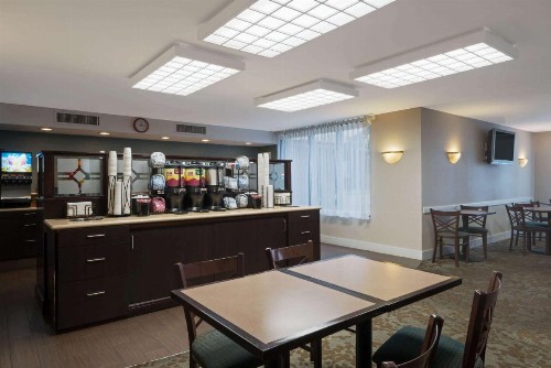 Ramada by Wyndham Boston - image 25