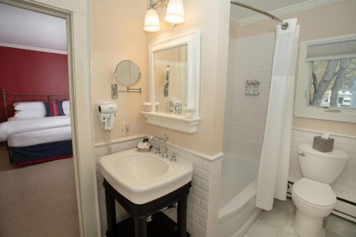 The Dorset Inn - image 36