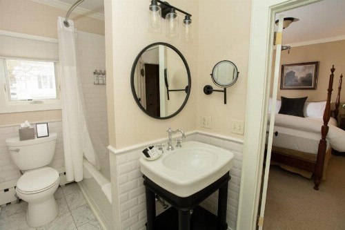 The Dorset Inn - image 38