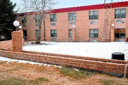Douglas Inn and Conference Cen - image 4