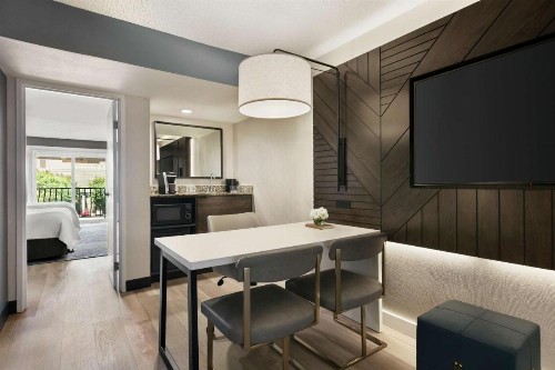 Embassy Suites Los Angeles - Downey - image 31