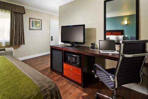 American Inn Downey - image 12