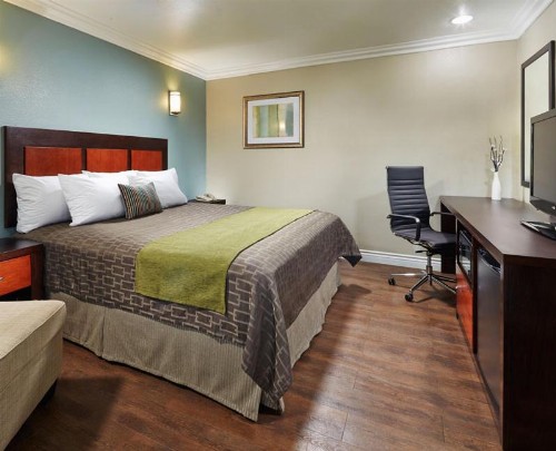 American Inn Downey - image 8