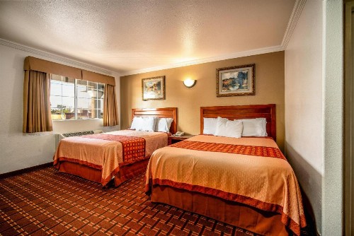 Regency Inn & Suites Downey - image 12