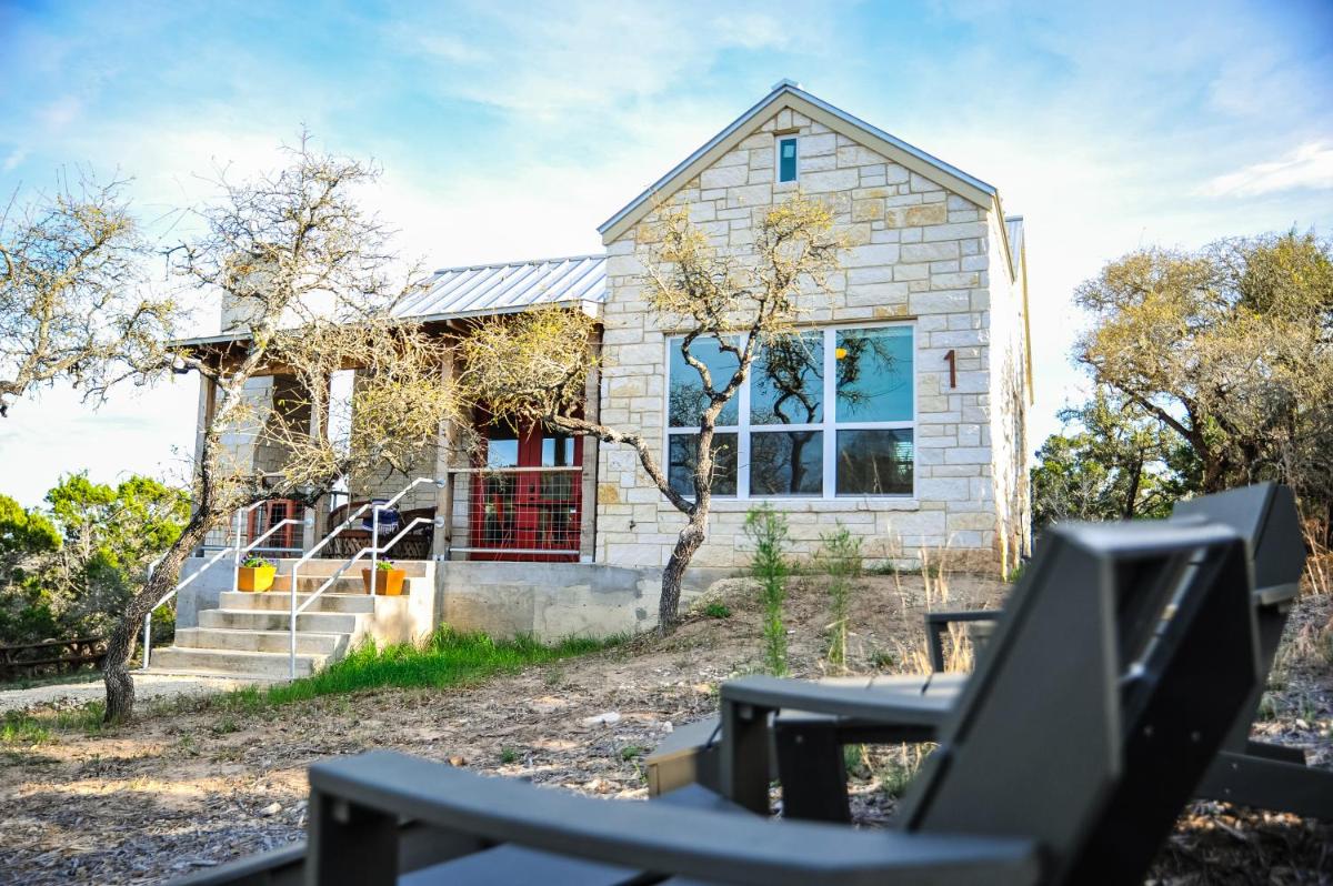 Hill Country Casitas - main image